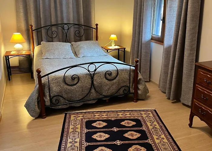 Vakantiehuis Maison Accueillante Dans Avec Terrasse. *